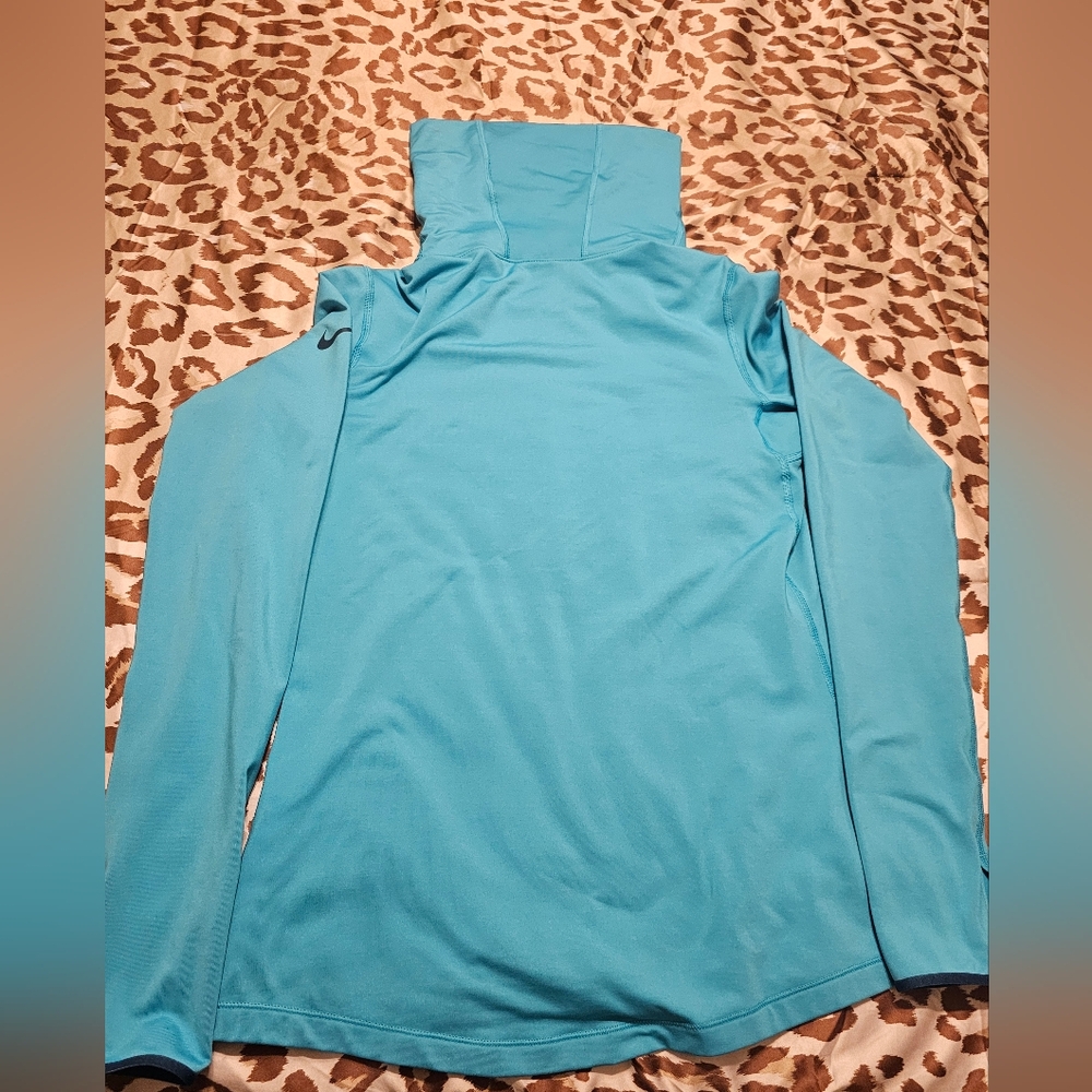 Nike pro dri-fit Pullover Cow Neck Hoodie